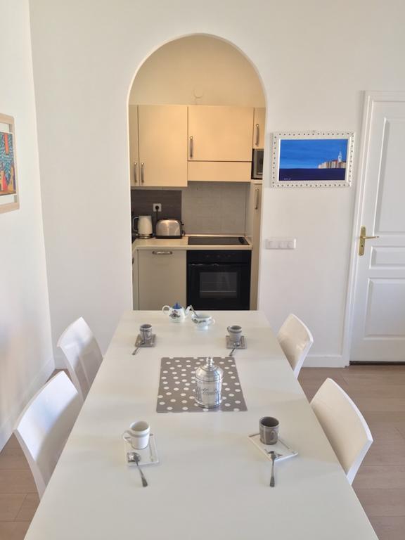 2 Bedrooms Appartement In Central Location On The Famous Place Massena نيس المظهر الخارجي الصورة